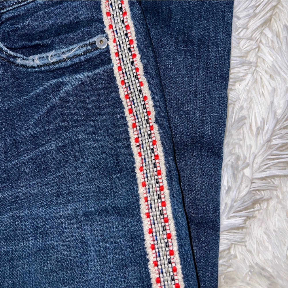 Anthropologie Pilcro Embroidered Side Stripe Slim Boyfriend Jeans, Sz 26/2 - Picture 6 of 11